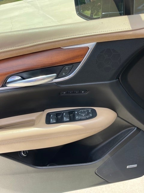 2019 Cadillac XT5 Platinum